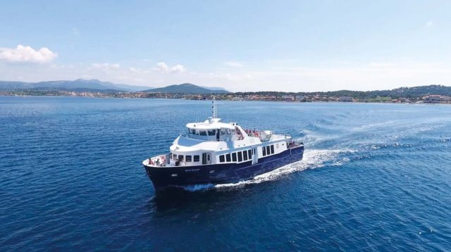 Bateau_île_des_embiez